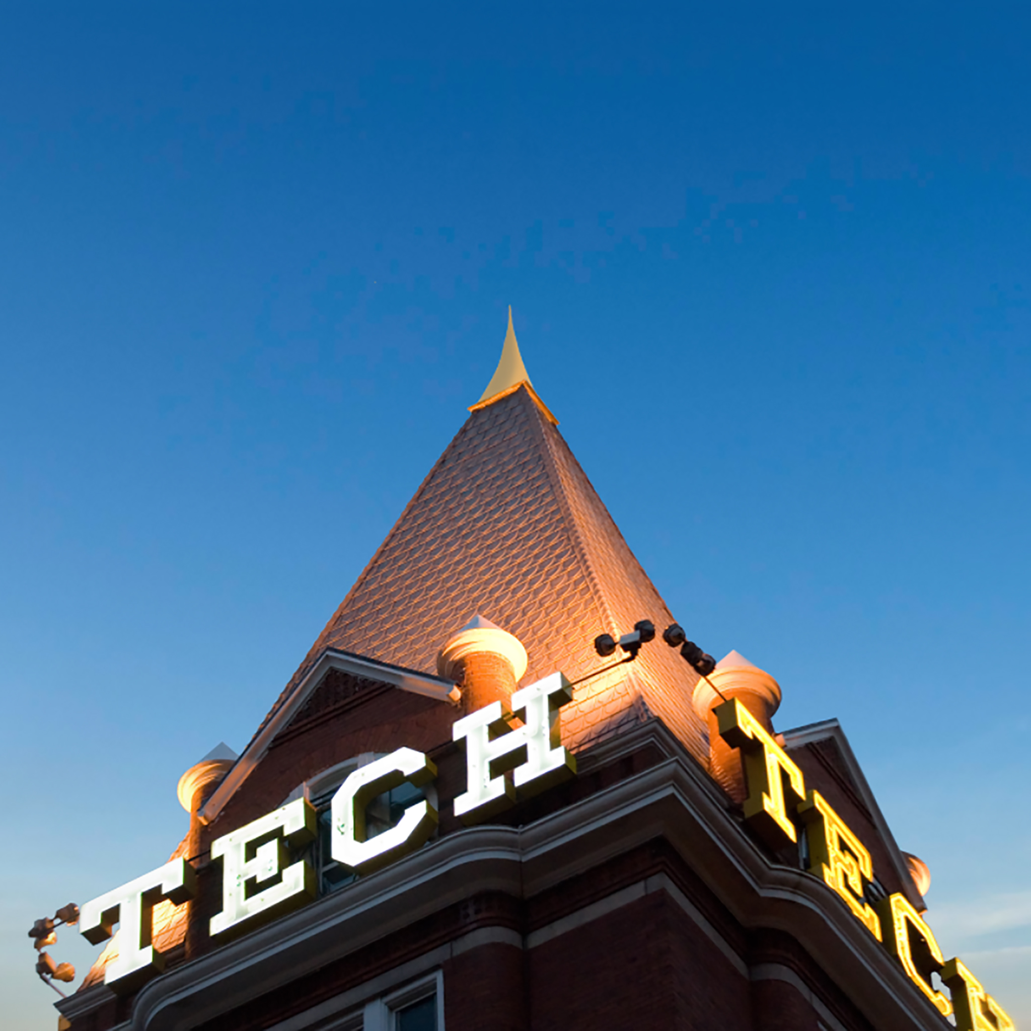 Insights into detonation non-equilibrium and reactive solid-gas boundaries using laser spectroscopy