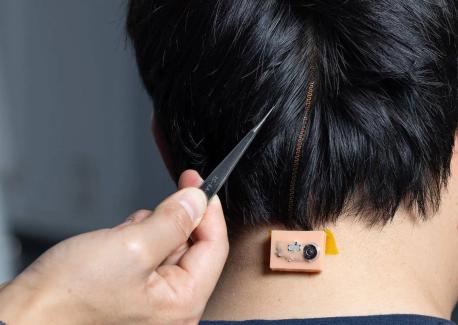 hong-yeo-brain-interface-device-user